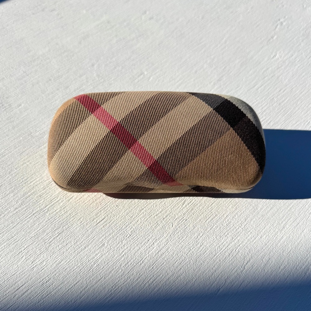 Burberry Sunglasses Case